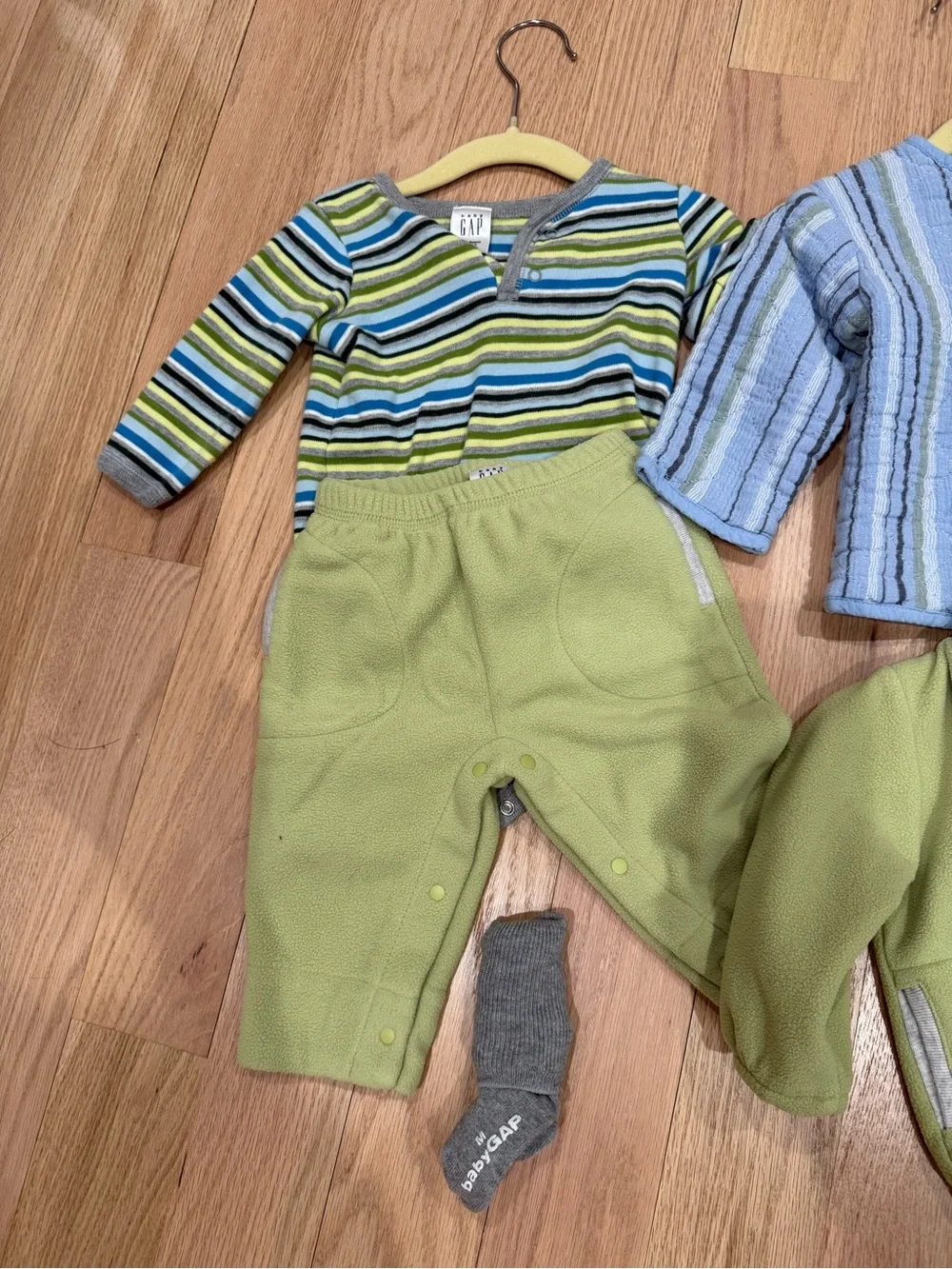 GAP matching kids